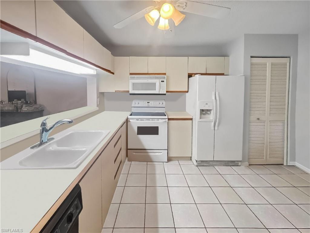 5955 Bloomfield Cir, Unit A107, Naples, FL 34112 Photo