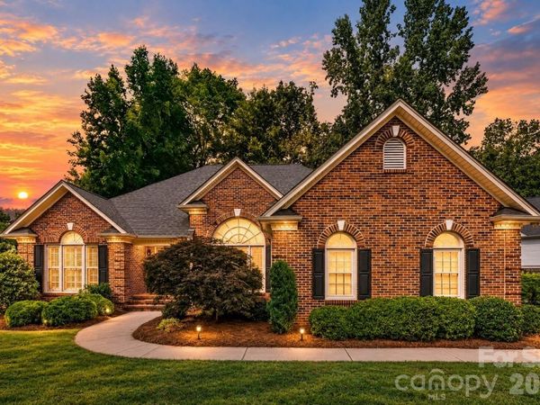 1032 Dan Maples Drive, Cramerton, NC 28032