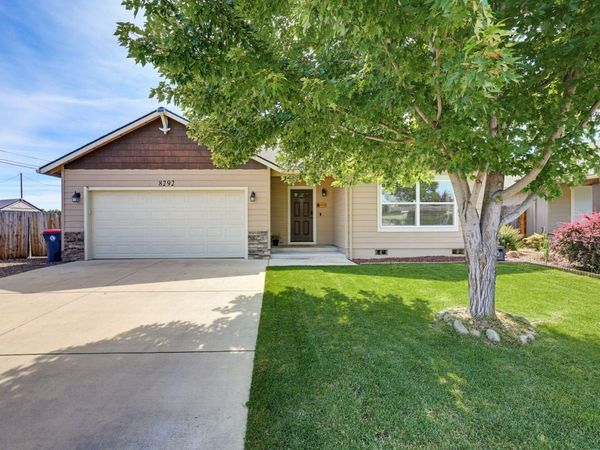 8292 29th, White City, OR 97503