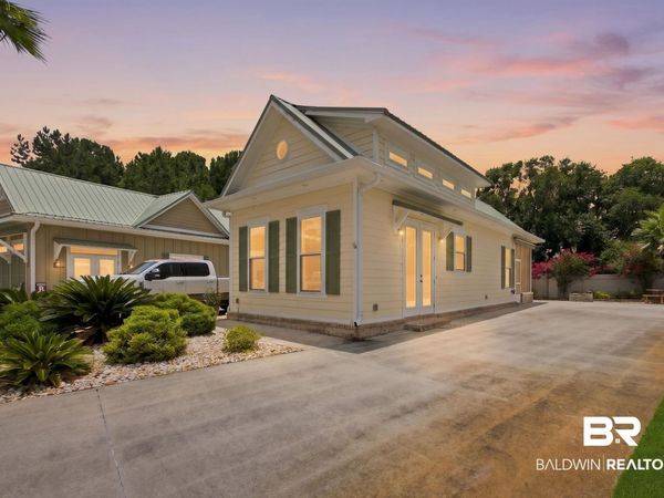 11901 Gateway Drive, Elberta, AL 36530