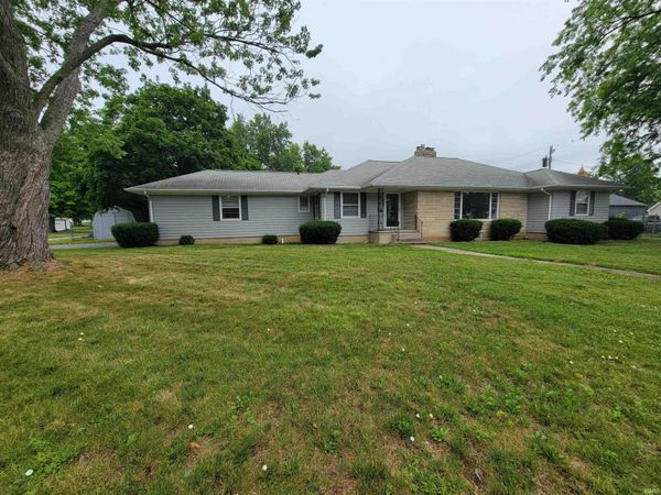107 W Liberty Street, Butler, IN 46721