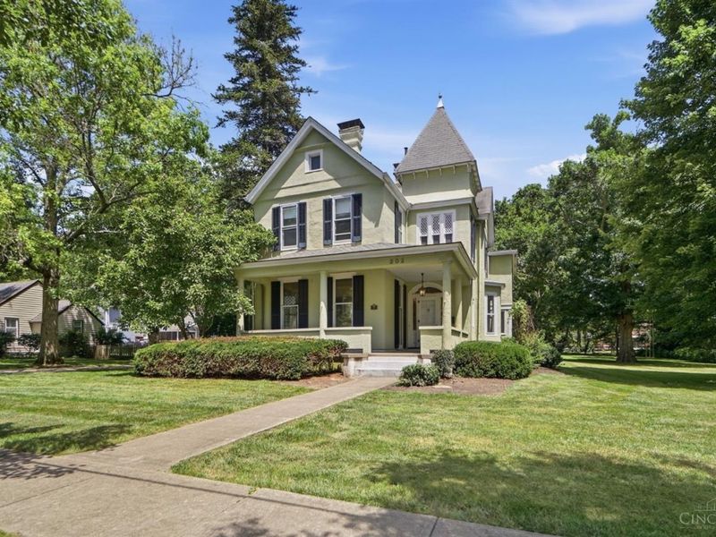 302 Oxford Avenue, Terrace Park, OH 45174 Photo 5