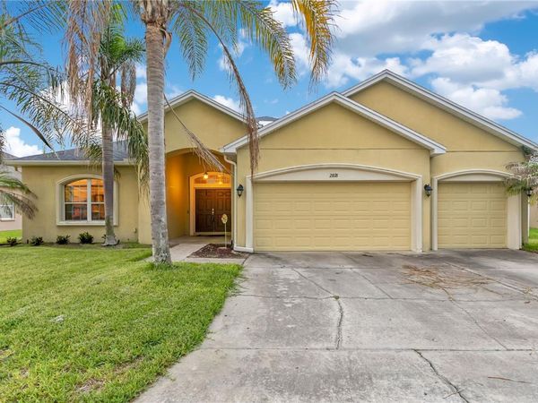 2818 WHITNEY STREET , LAKELAND, FL 33813