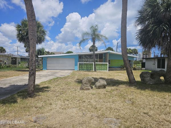 101 Carolyn Terrace, Daytona Beach, FL 32118