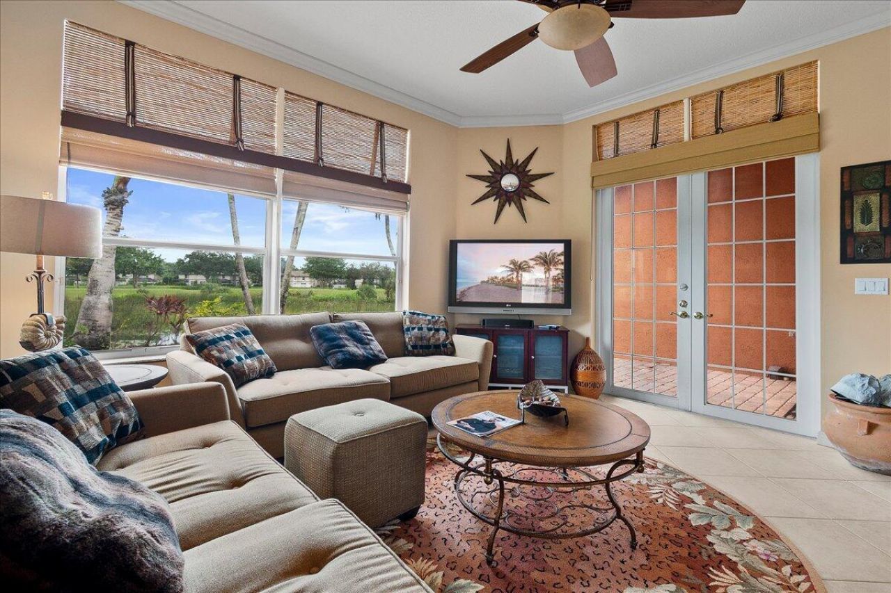 2112 Bellcrest Court, Royal Palm Beach, FL 33411 Photo