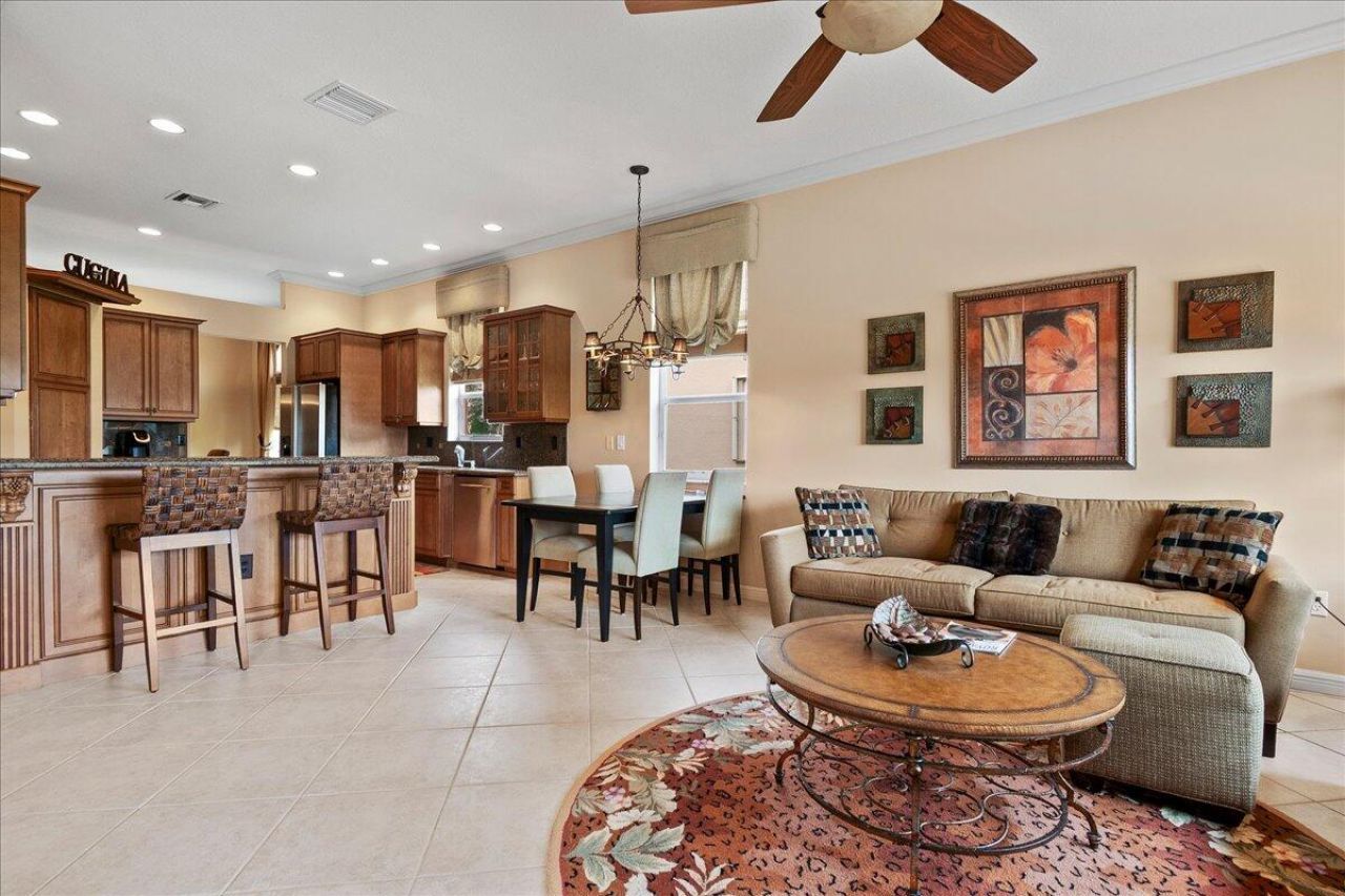 2112 Bellcrest Court, Royal Palm Beach, FL 33411 Photo