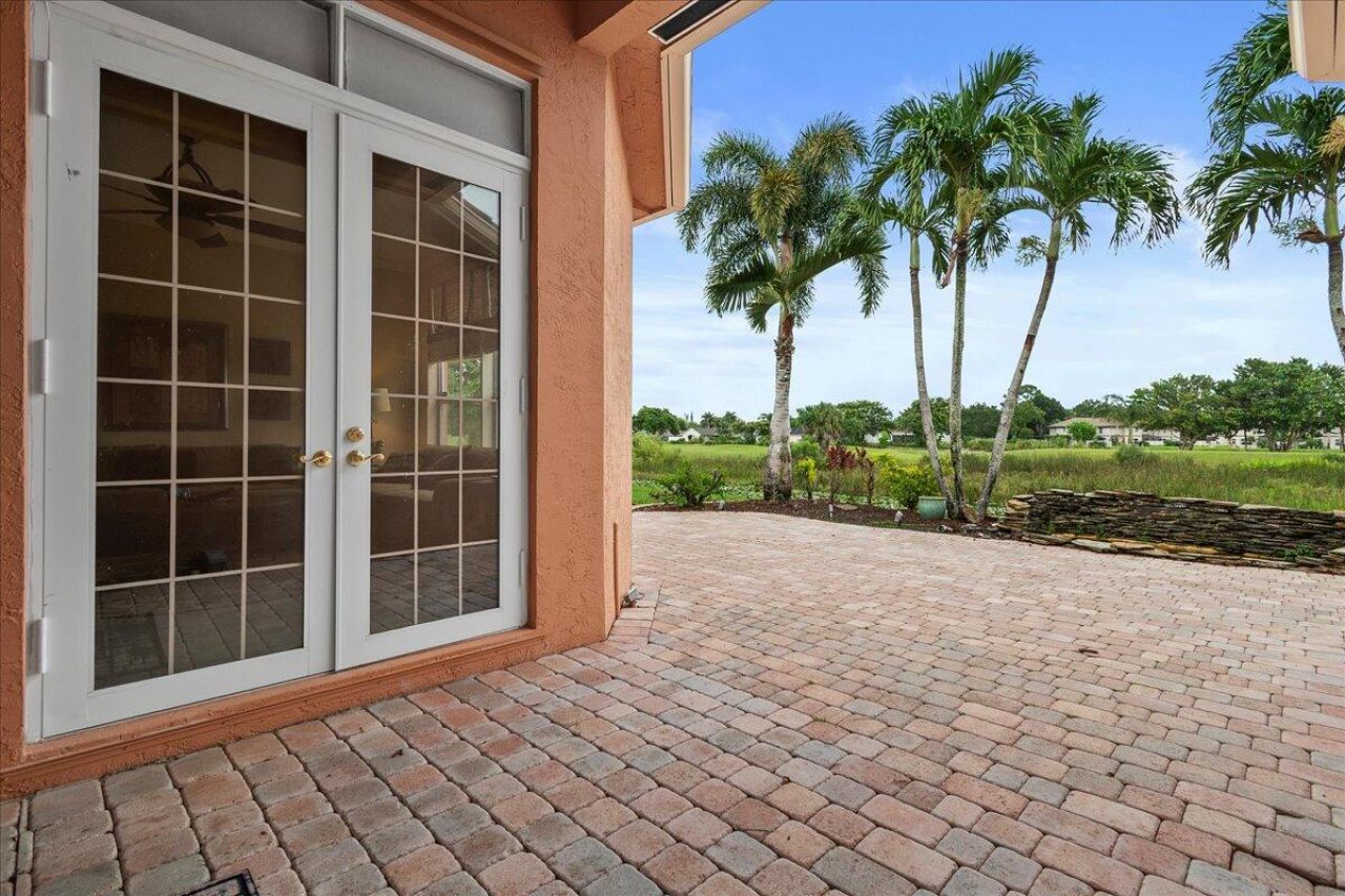 2112 Bellcrest Court, Royal Palm Beach, FL 33411 Photo