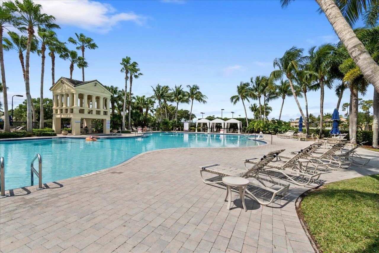 2112 Bellcrest Court, Royal Palm Beach, FL 33411 Photo