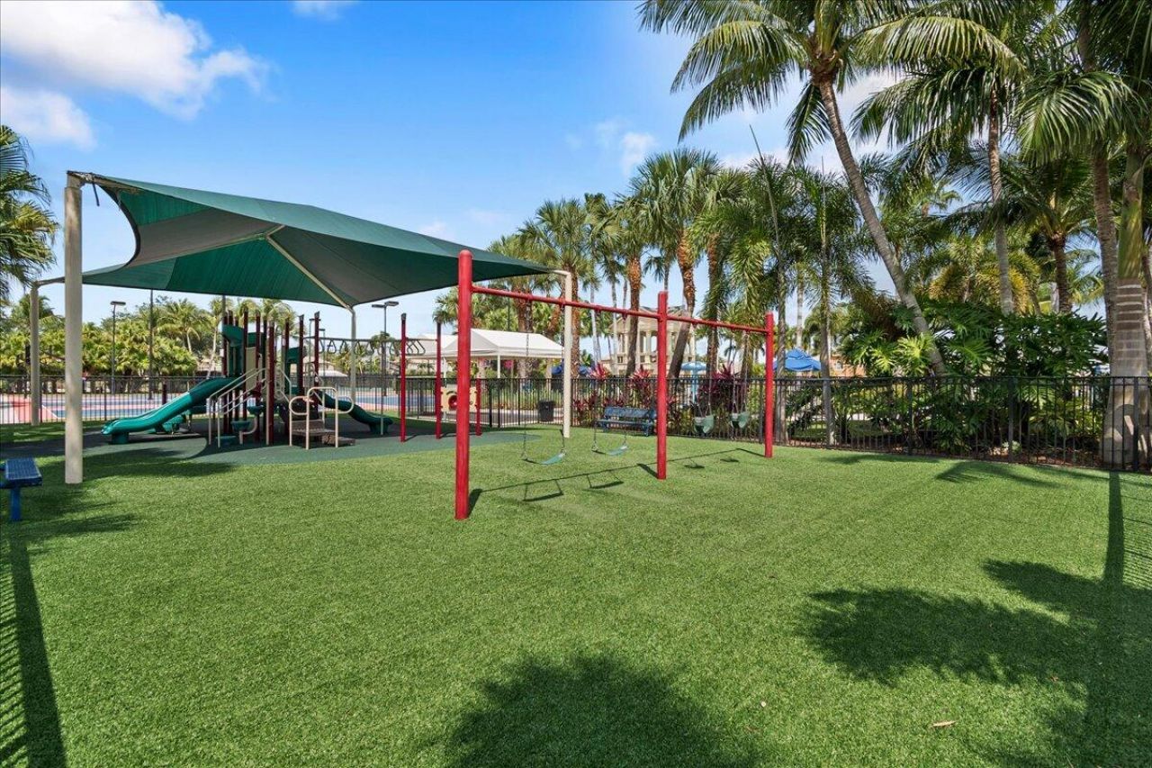 2112 Bellcrest Court, Royal Palm Beach, FL 33411 Photo
