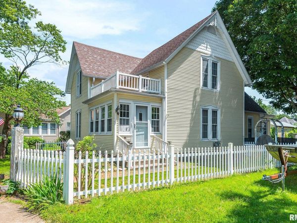 1206 N SANTA FE Avenue, Chillicothe, IL 61523