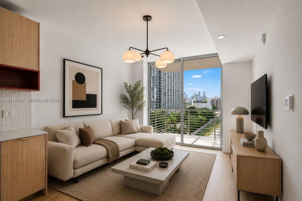 90 SE 32nd St, Unit 405, Miami, FL 33127 Photo