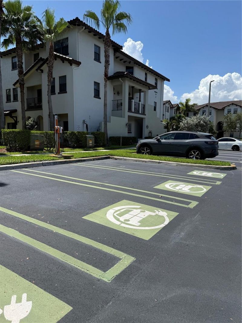 10620 NW 88th St , Unit 223, Doral, FL 33178 Photo