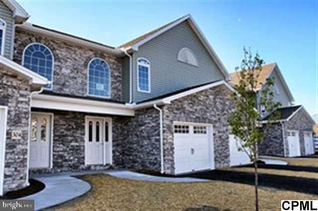 304 BRIAR RIDGE CIRCLE , ENOLA, PA 17025