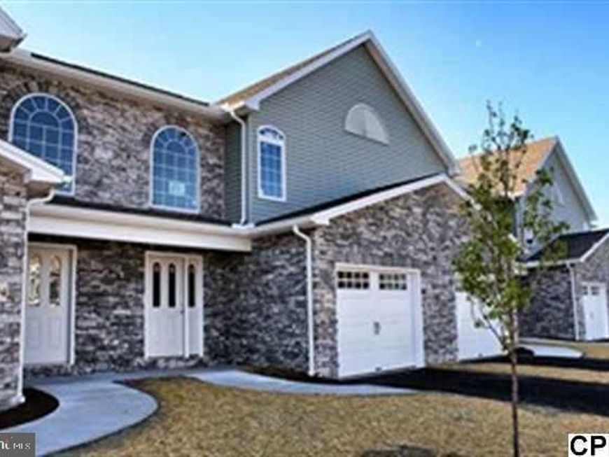 304 Briar Ridge Circle , Enola, PA 17025 Main Photo