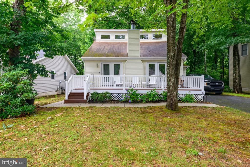 10 GLOUCESTER ROAD, OCEAN PINES, MD 21811