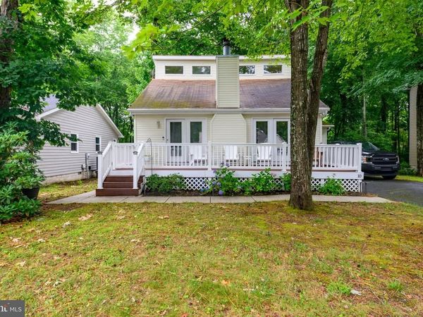 10 GLOUCESTER ROAD, OCEAN PINES, MD 21811