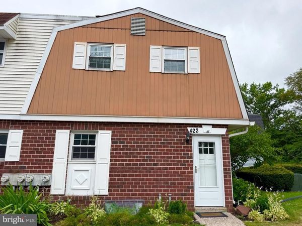 422 VILLAGE LANE, POTTSTOWN, PA 19464