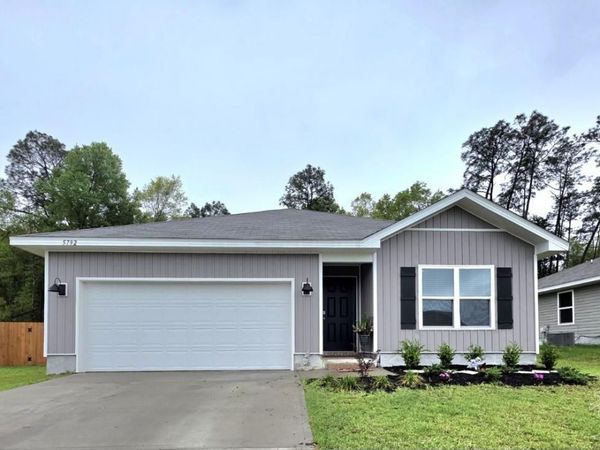 5792 Belmont Stakes Rd, Pensacola, FL 32526