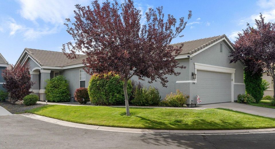1704 Burwood Circle, Reno, NV 89521 Photo