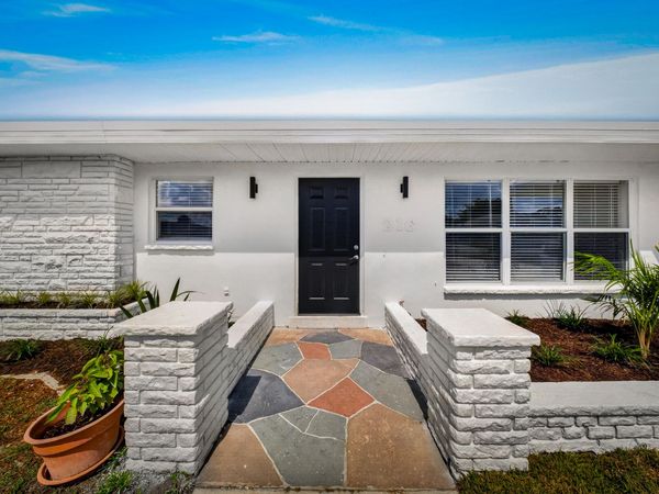 216 W Arbor Avenue, Port St. Lucie, FL 34952