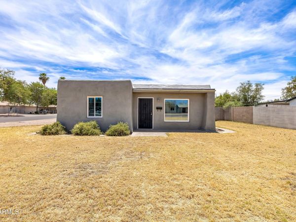 3301 W LYNWOOD Street, Phoenix, AZ 85009