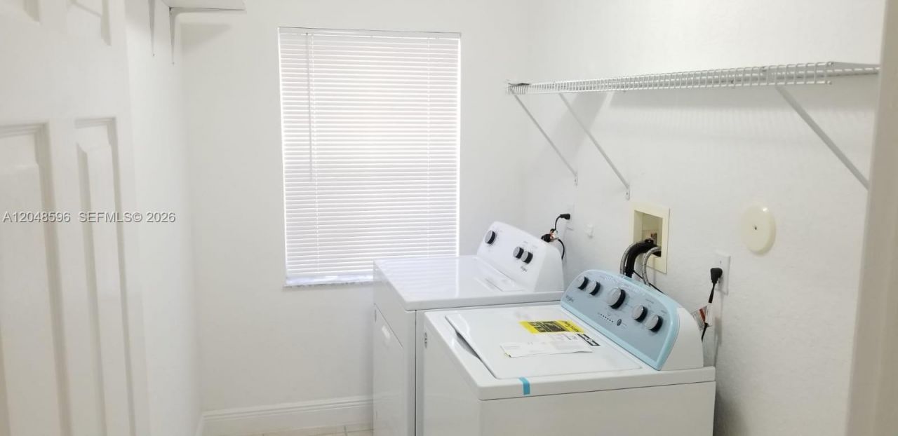2420 NW 137th Ter , Unit 2420, Sunrise, FL 33323 Photo