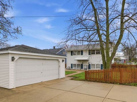 Main Photo