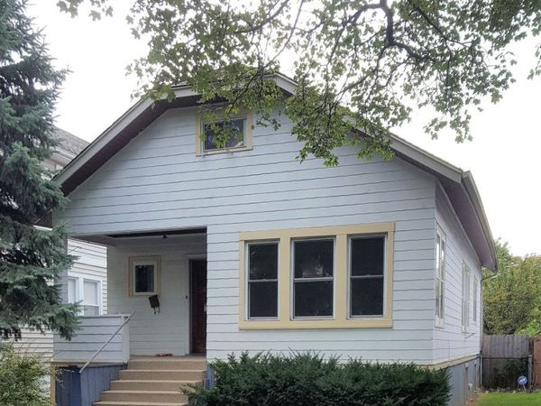 4820 N Kentucky Avenue , Chicago, IL 60630