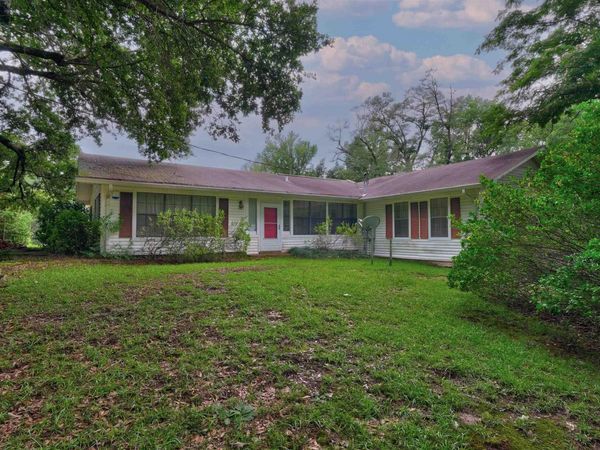 1869 E Stateline Rd, Junction City, AR 71749