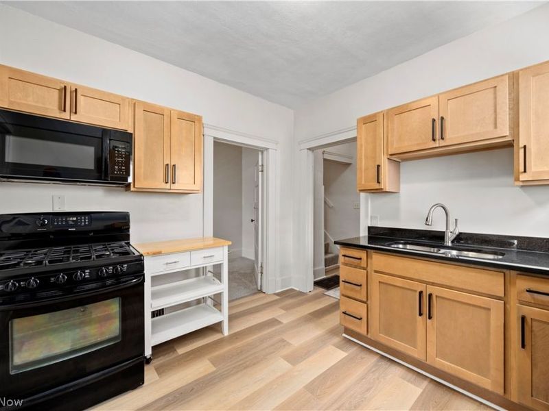 1413 E 29th Street, Lorain, OH 44055 Photo 11
