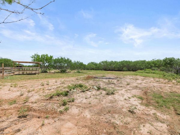305 Blue Quail ST , Dale, TX 78616
