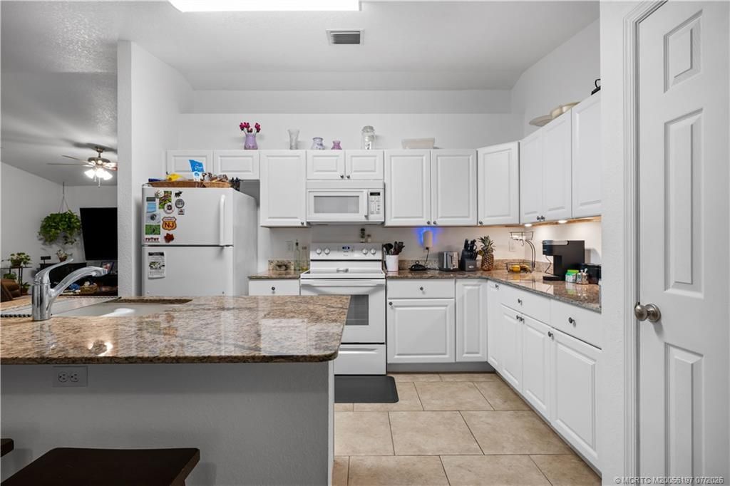 1529 NE Sunview Terrace , Jensen Beach, FL 34957 Photo