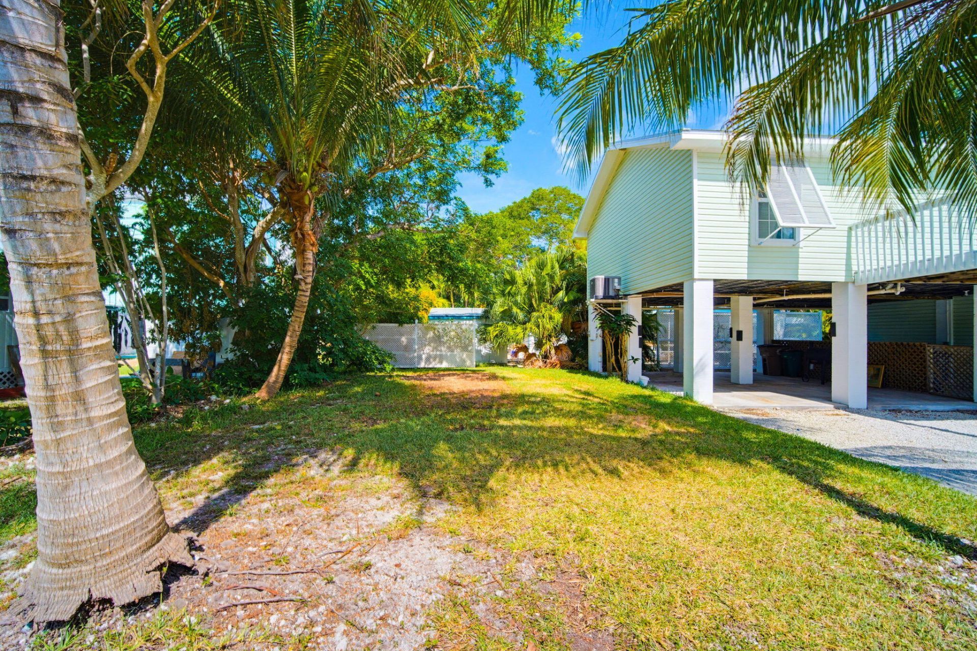 31054 Avenue J, Big Pine Key, FL 33043 Photo