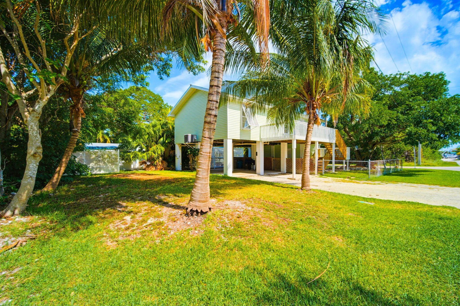 31054 Avenue J, Big Pine Key, FL 33043 Photo