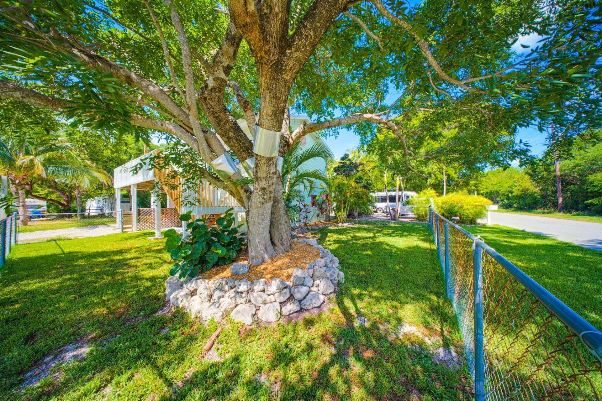 31054 Avenue J, Big Pine Key, FL 33043 Photo