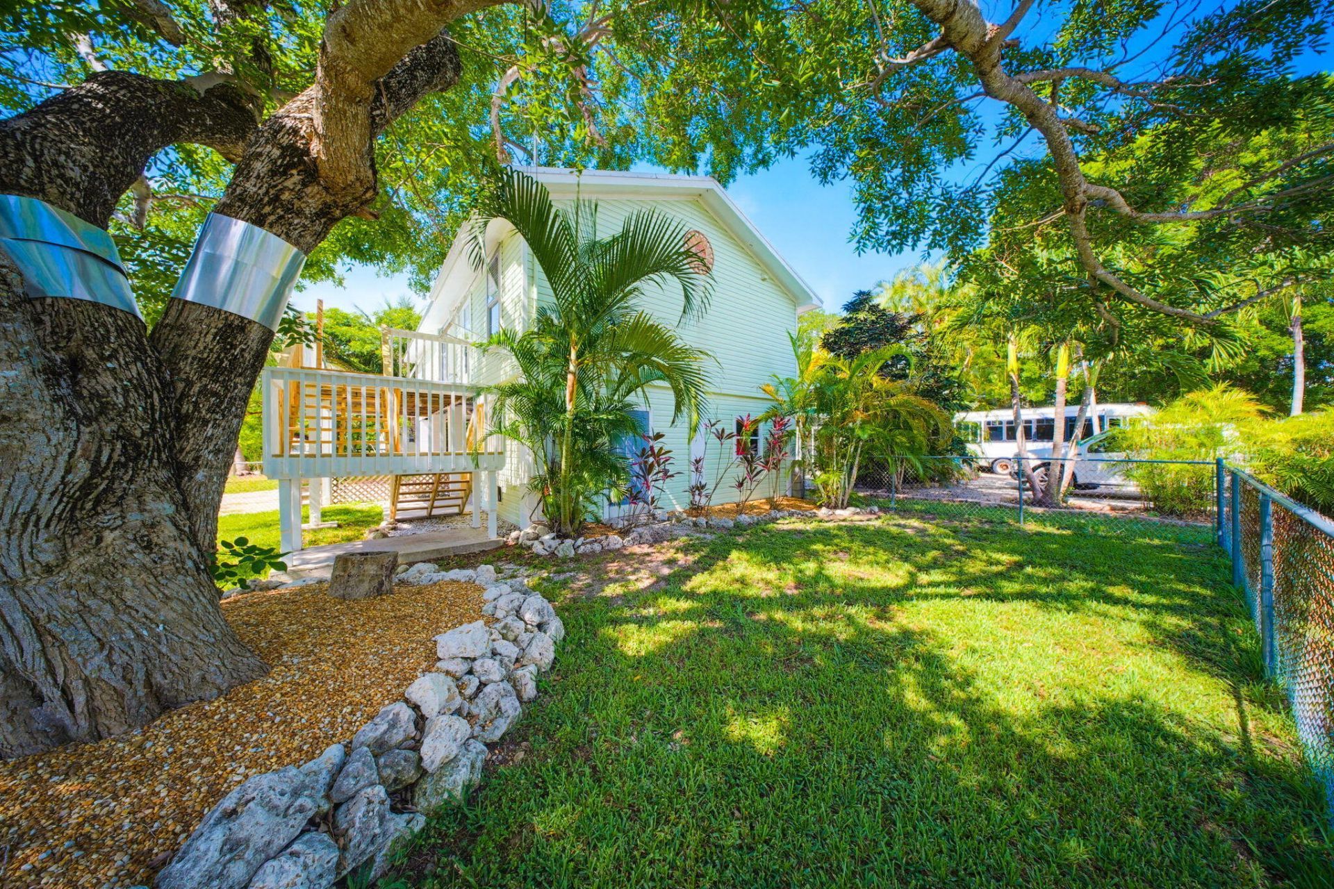 31054 Avenue J, Big Pine Key, FL 33043 Photo