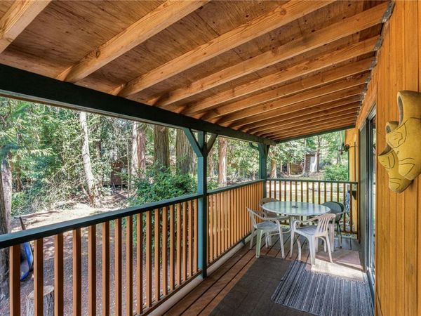 1132 Pat Burns Ave, Gabriola Island, BC V0R 1X2