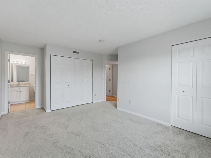 5423 GARDEN RIDGE, Columbus, OH 43228 Photo 13