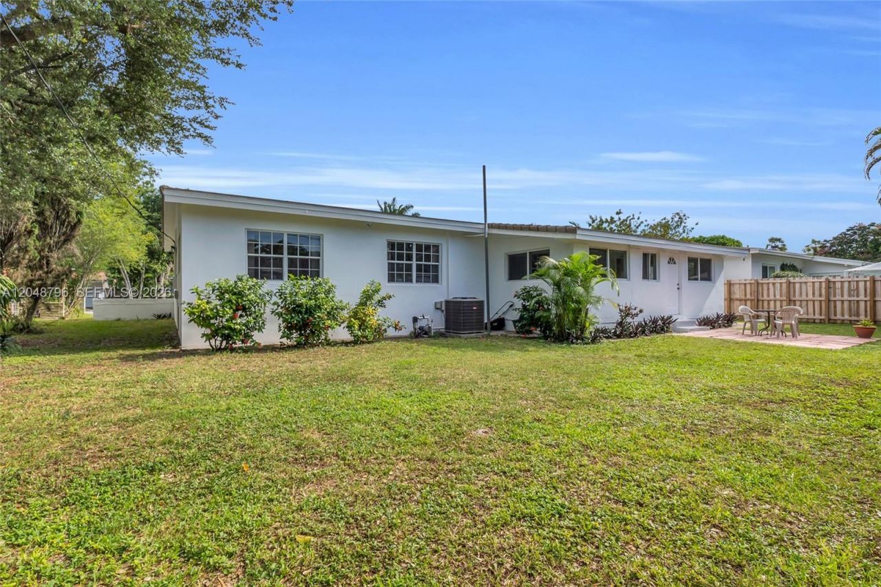 5735 SW 57th Ter , Miami, FL 33143 Photo