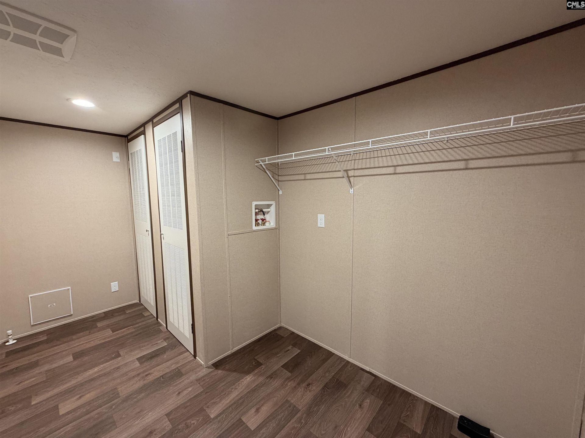 136 Carlton Drive  Photo 13