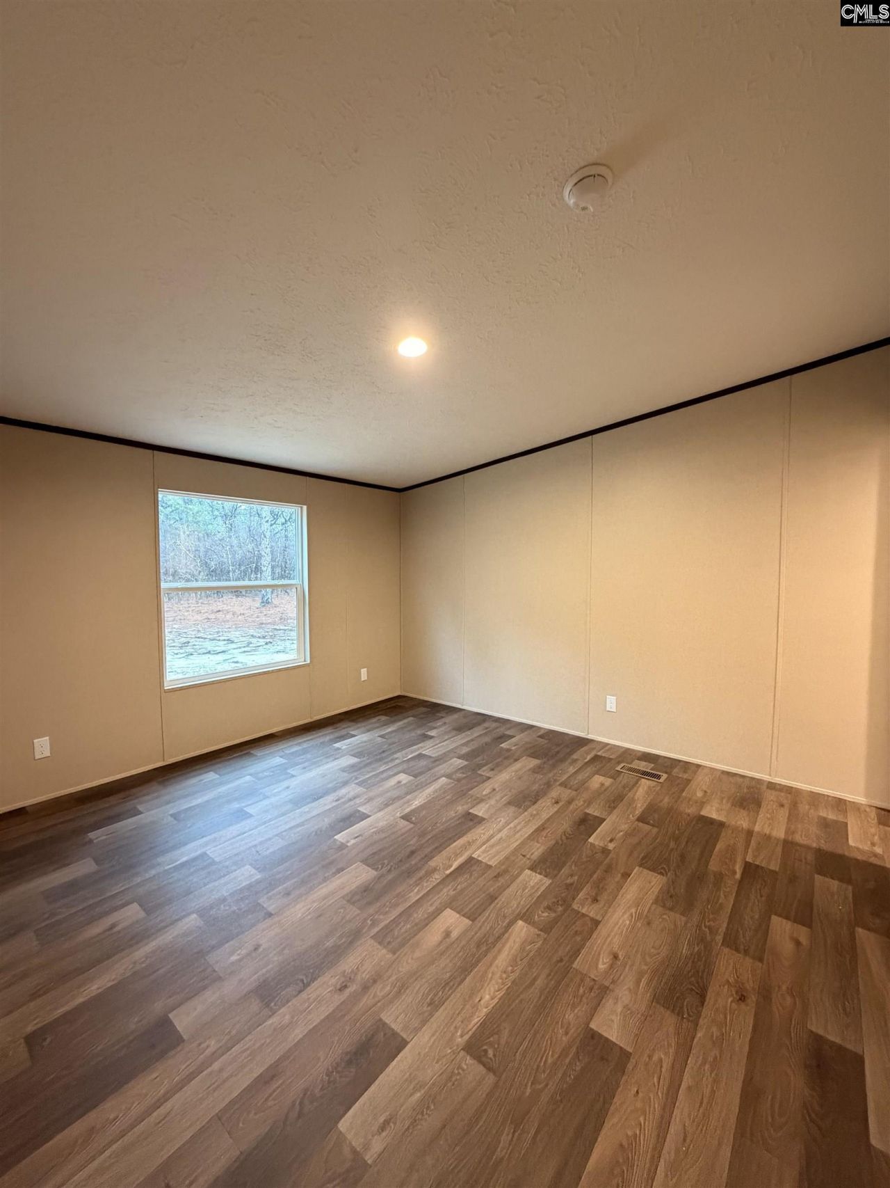 136 Carlton Drive  Photo 17