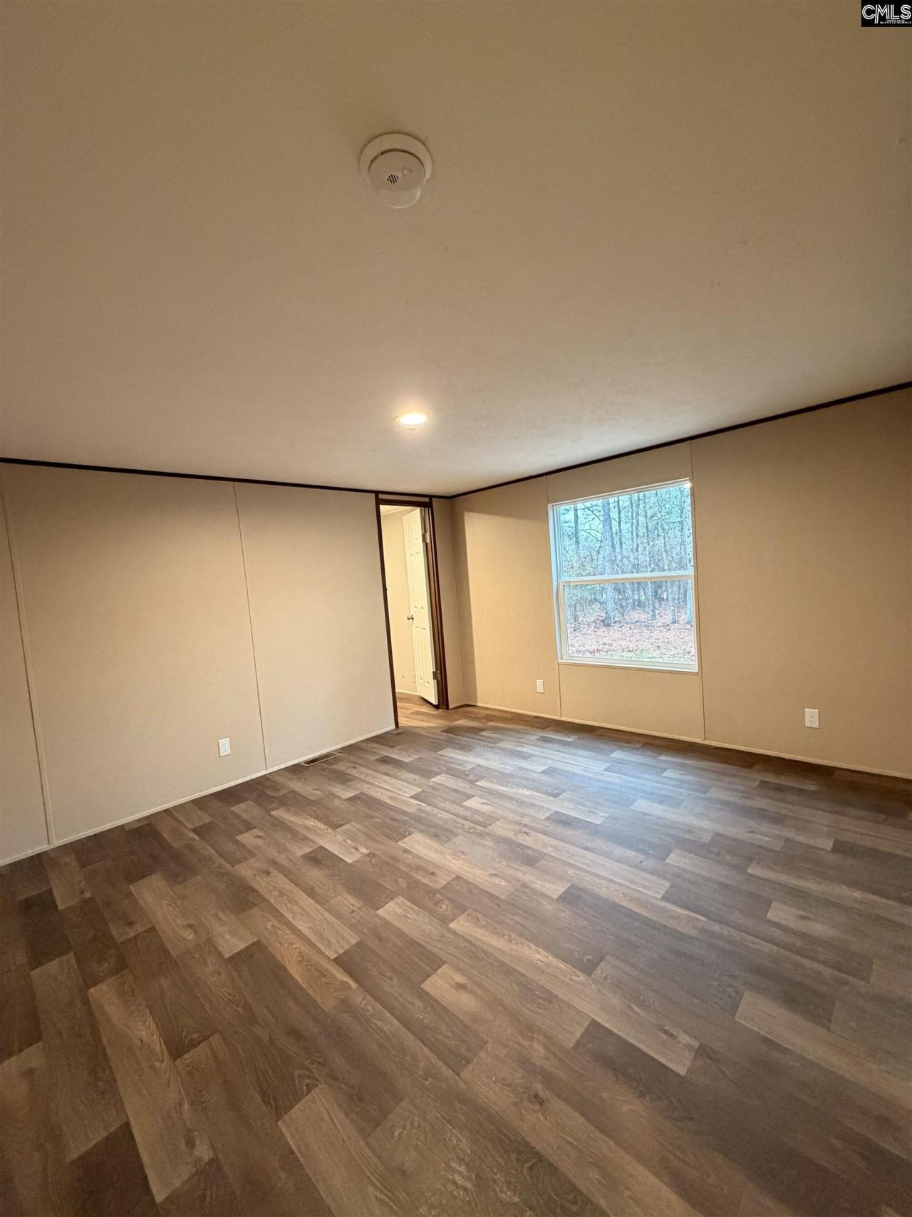 136 Carlton Drive  Photo 19