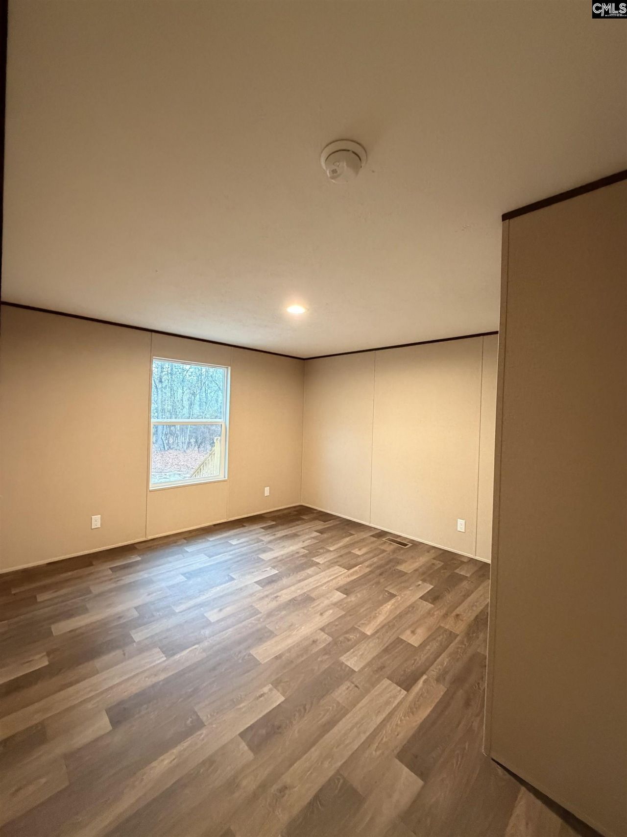 136 Carlton Drive  Photo 24
