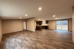 136 Carlton Drive  photo 4