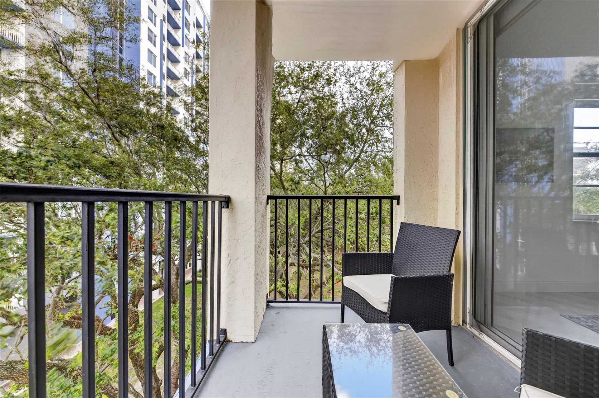 520 SE 5th Avenue, Unit 2404, Fort Lauderdale, FL 33301 Photo