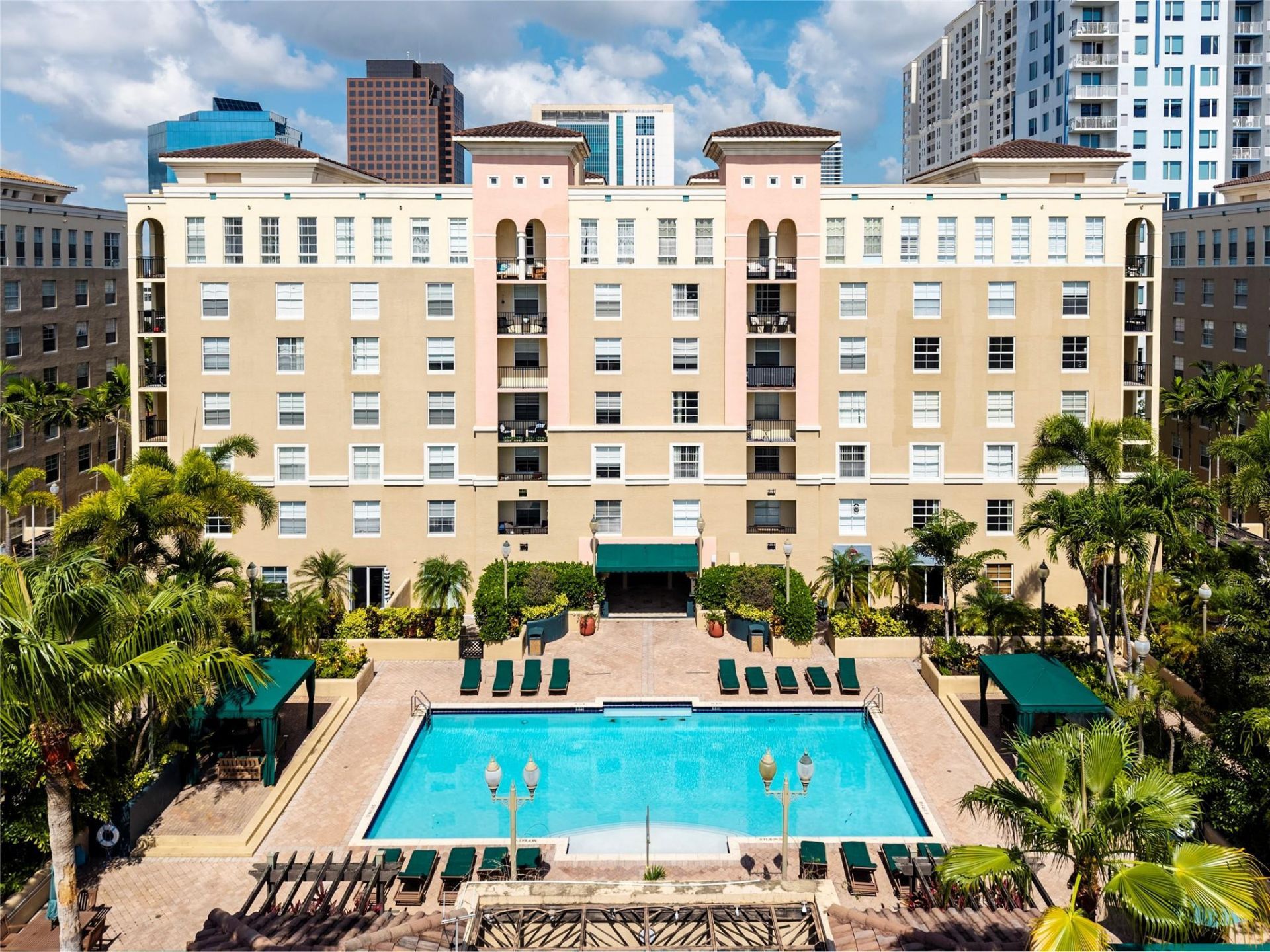 520 SE 5th Avenue, Unit 2404, Fort Lauderdale, FL 33301 Photo