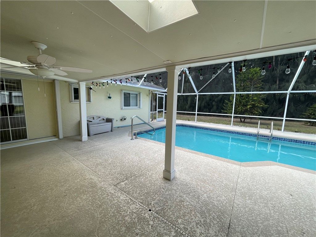 2235 10th Lane, Vero Beach, FL 32960 Photo