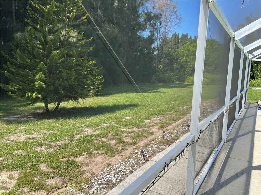 2235 10th Lane, Vero Beach, FL 32960 Photo