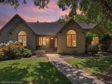 7498 Quail Ridge Drive, Dexter, Mi 48130
