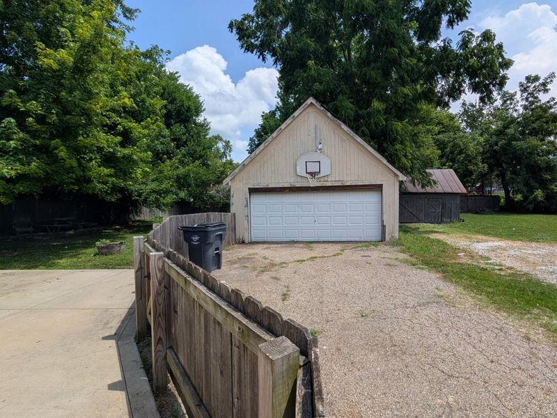 198 S Williams Street, Johnstown, OH 43031 Photo 2